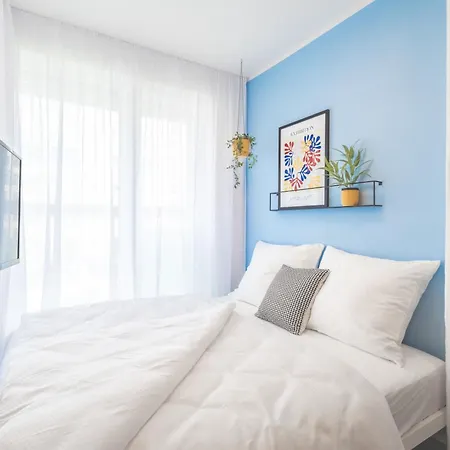 Apartament Yellow - Balcony, Free Parking, By Gravity Praga